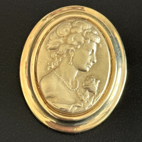 Vintage Milor Italy 14K Yellow Gold Repousse Lady Woman's Face Oval Pendant - Picture 1 of 14